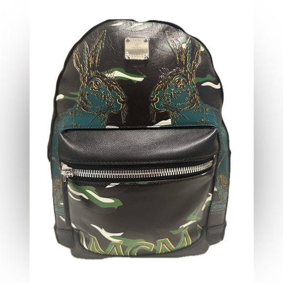 MCM Stark Psychedelic Rabbit Backpack - Picture 11 of 14